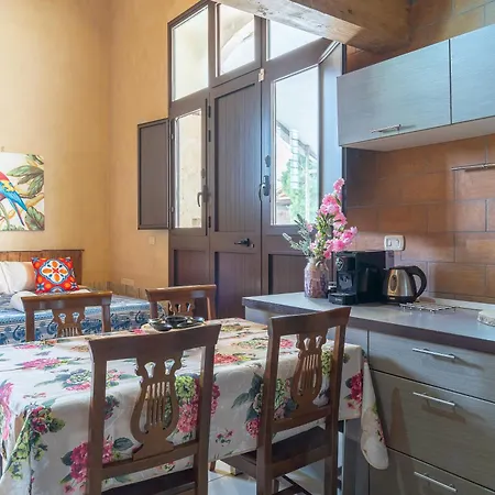 Imola Apartment *